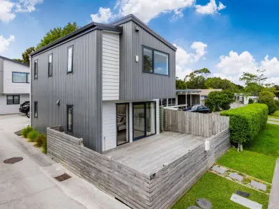 50E Cascades Road, Pakuranga Heights, Auckland 2010