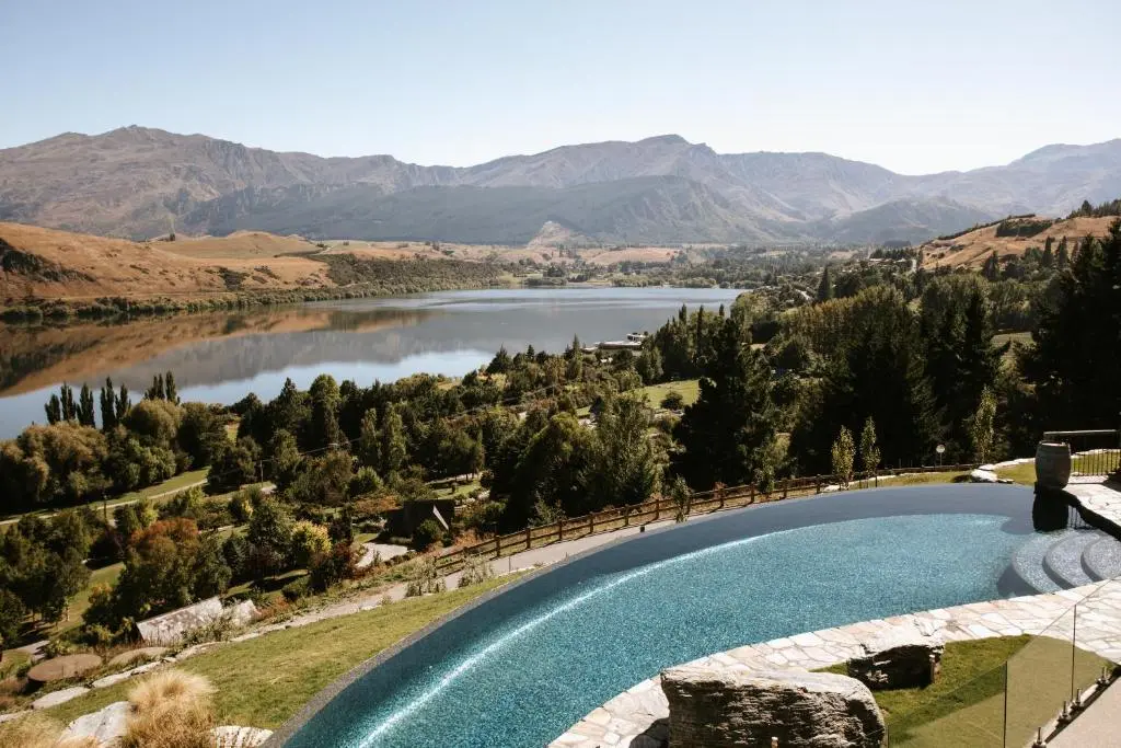 Stoneridge Estate — một trong những vườn nho & nhà máy rượu sang trọng nhất tại New Zealand