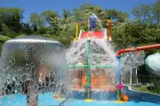 De Bretts Spa Resort Taupo - Khu nghỉ dưỡng suối khoáng nóng nổi tiếng tại Taupo - 9