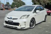 Toyota Prius S – Lựa Chọn Hoàn Hảo Cho Cuộc Sống Tại New Zealand - 2