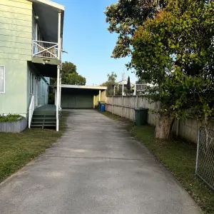 Tầng Trệt Cho Thuê Henderson, Auckland- khu dân cư phát triển sôi động ở phía Tây Auckland
